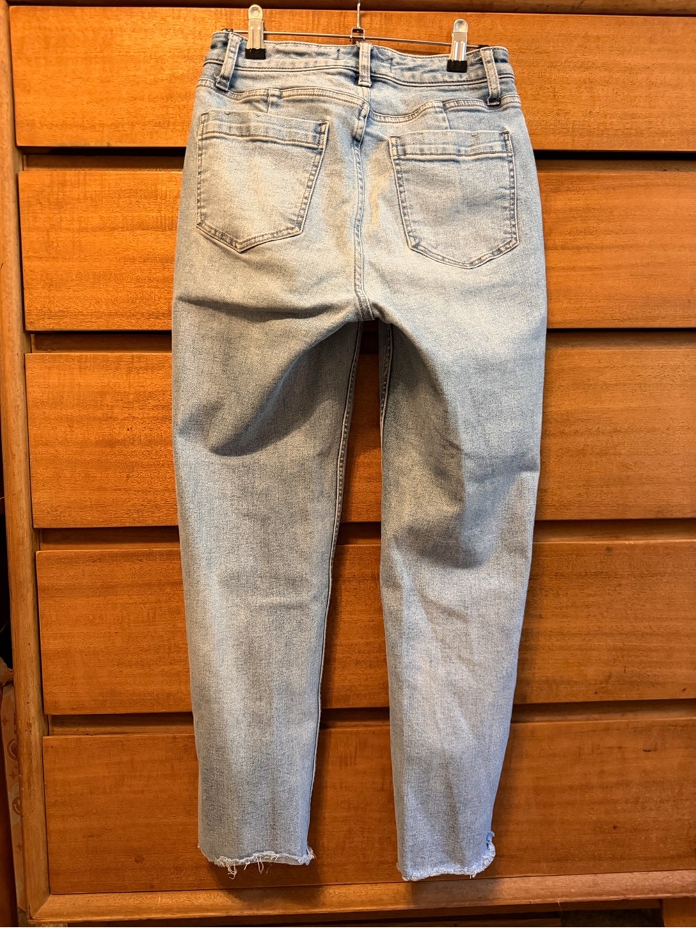We the Free Curvy High Rise Cropped Jeans - 28 - Picture 3 of 4